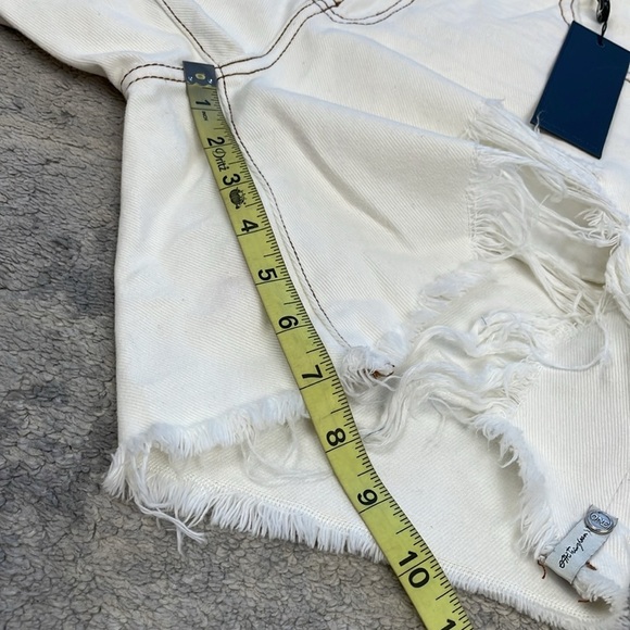 NWT One Teaspoon Stevies Mid Rise Bermuda Denim Shorts Destructed Rips Ivory 26 - Picture 8 of 16